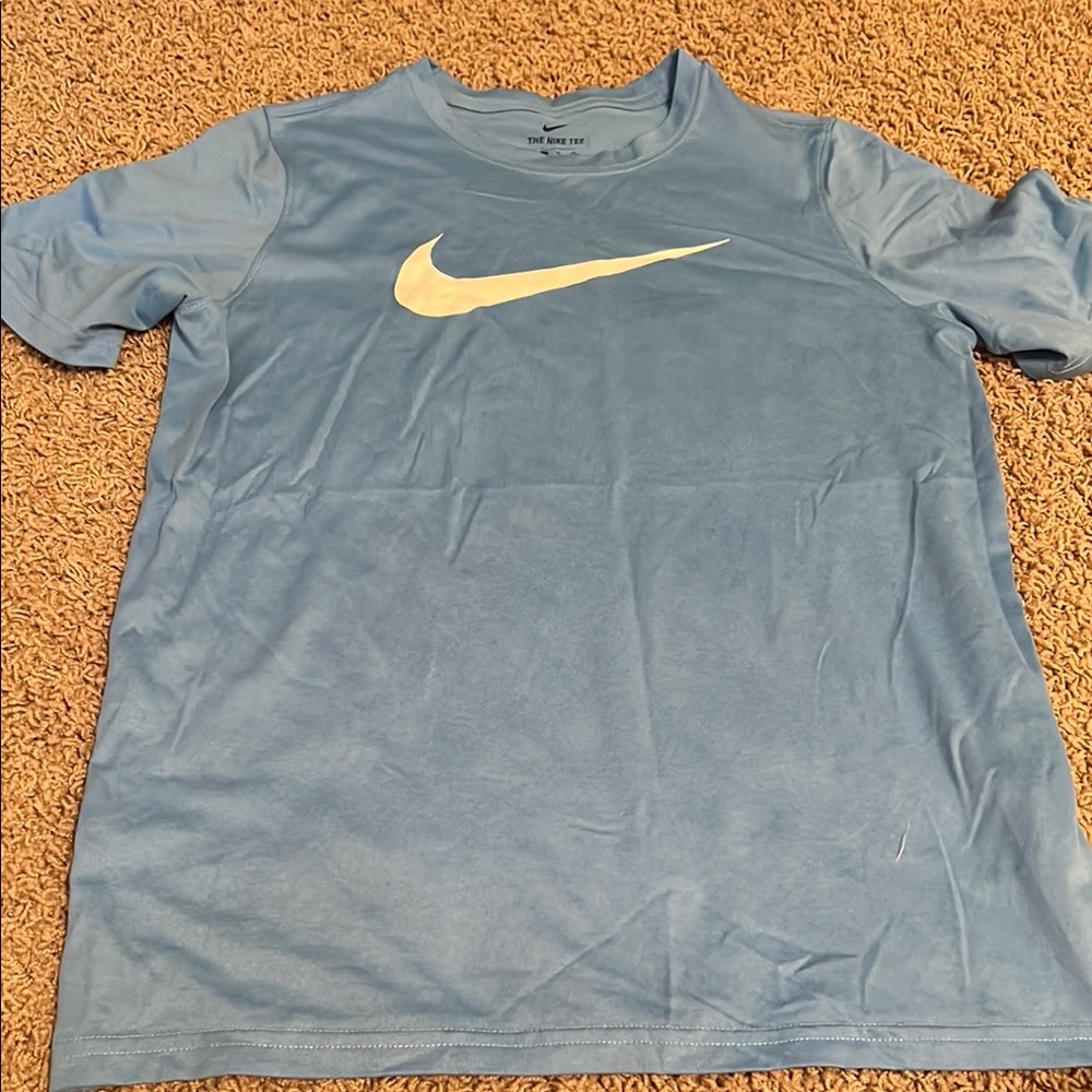 Nike Men's Blue T-Shirt